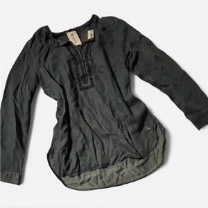 Eddie Bauer Chambray Embroidered Long Sleeve Blouse, Sz Large, NWT